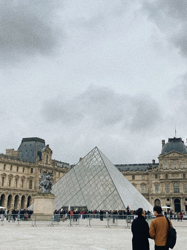 One Day in Musée du Louvre 🎨