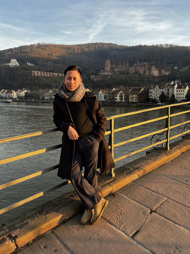 🌉✨ Alte Brücke Heidelberg – Where Romance Meets History Across the Neckar 🇩🇪💫  