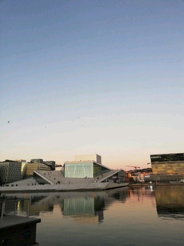 🎨 Oslo's Artistic Treasures: Top Museums & Iconic Paintings 🖼️