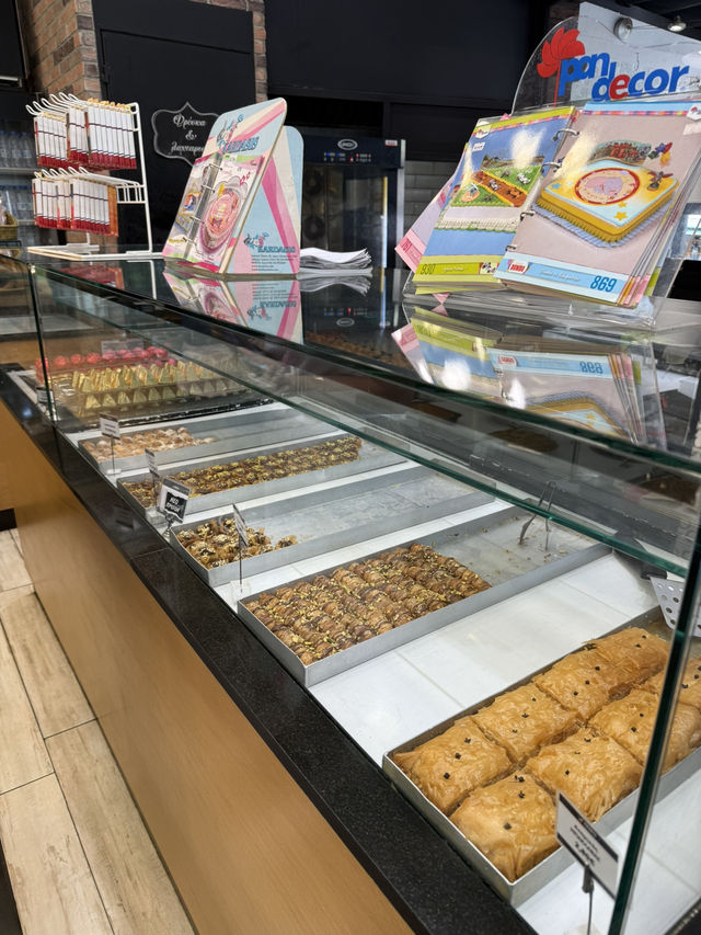 ☕️ Fresh Bakes & Comforting Coffee Moments at Pronto Pastry Bakery & Café 🥐