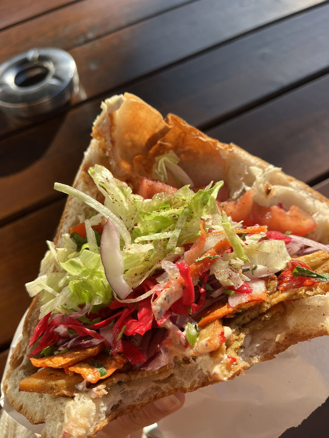 Beautiful Park & Local Food in Berlin🧡🇩🇪