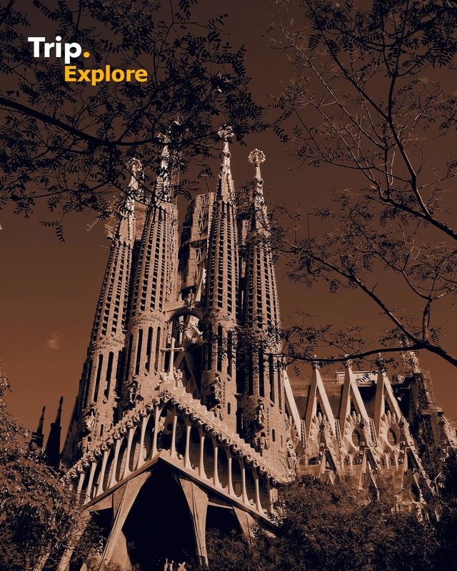 What does Sagrada Familia mean?