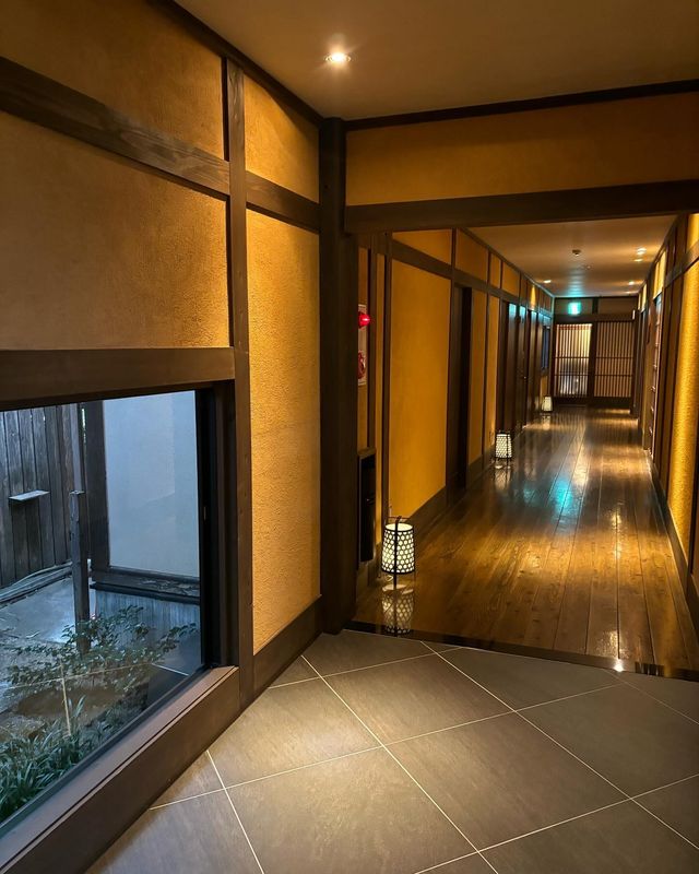 由布院溫泉初體驗，不虛此行！由布院溫泉初體驗，不虛此行！  一、日本溫泉文化的魅力 提到日本的溫泉，你可能會想到別府地獄溫泉的硫磺味，或者是北海道的登別溫泉的浪漫氛圍
