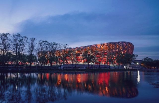 鳥巢夜景之旅：璀璨燈光與寧靜之美的完美融合