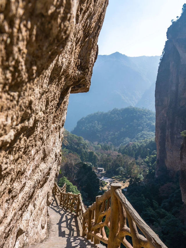 以為張家界已經夠美了！直到來到溫州雁蕩山！