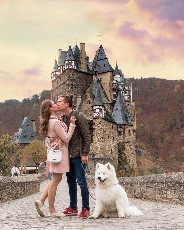 Felix over the years at Eltz Castle 🏰😍