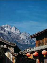 麗江古城性價比酒店，躺著看日照金山
