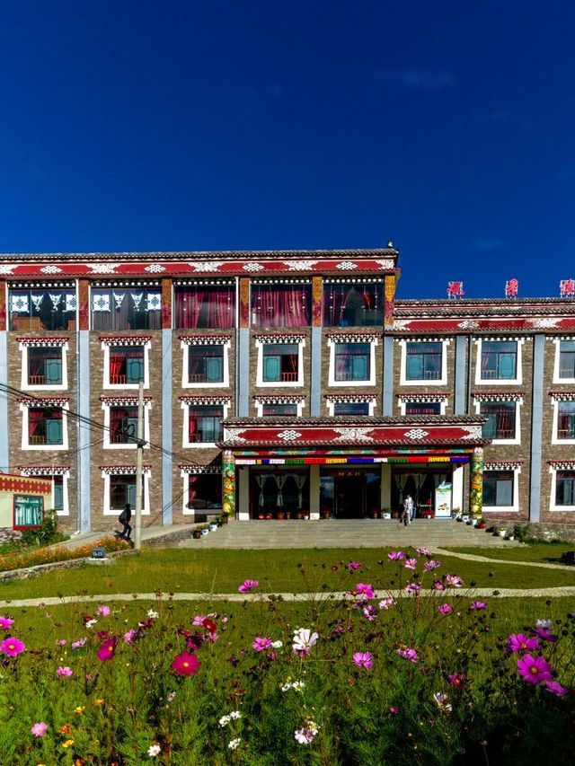 🌟 Sichuan Serenity: Discover Kangding's Hidden Gem 🌿🏞️