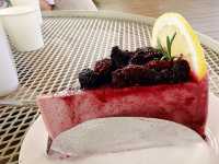 คาเฟ่สายธรรมชาติต้อง mulberry mellow