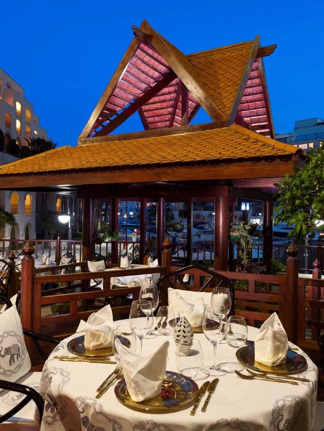 🌟 Malta Marvels: Hilton's Seaside Serenity & Service 🌟