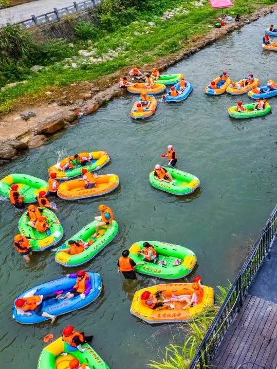 來桐廬漂流，住到的可愛民宿！