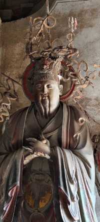 高平鐵佛寺。