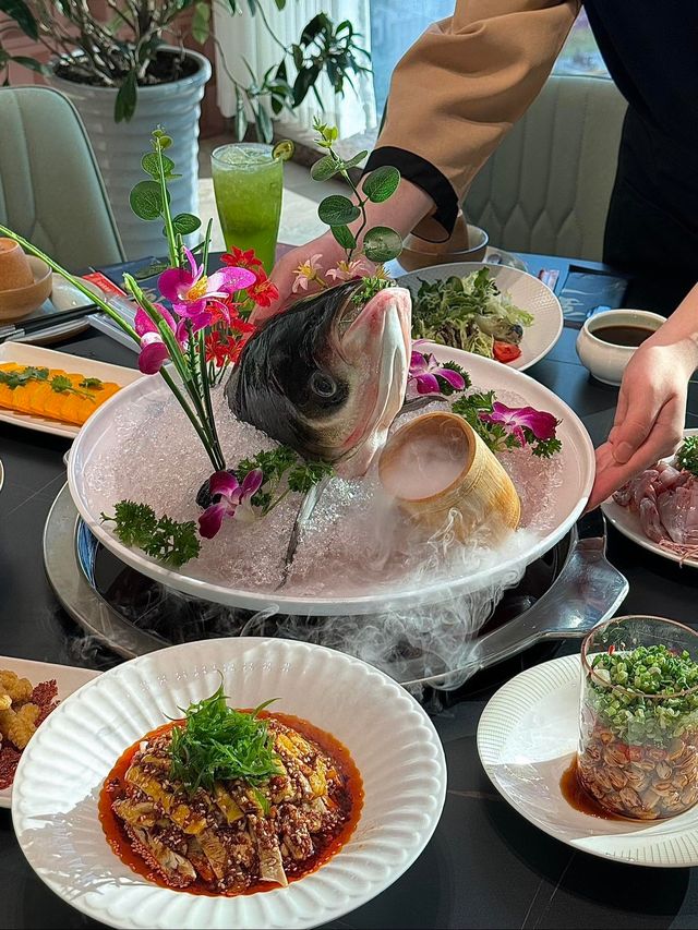 跑遍成都都要來吃的魚火鍋，就在南門！