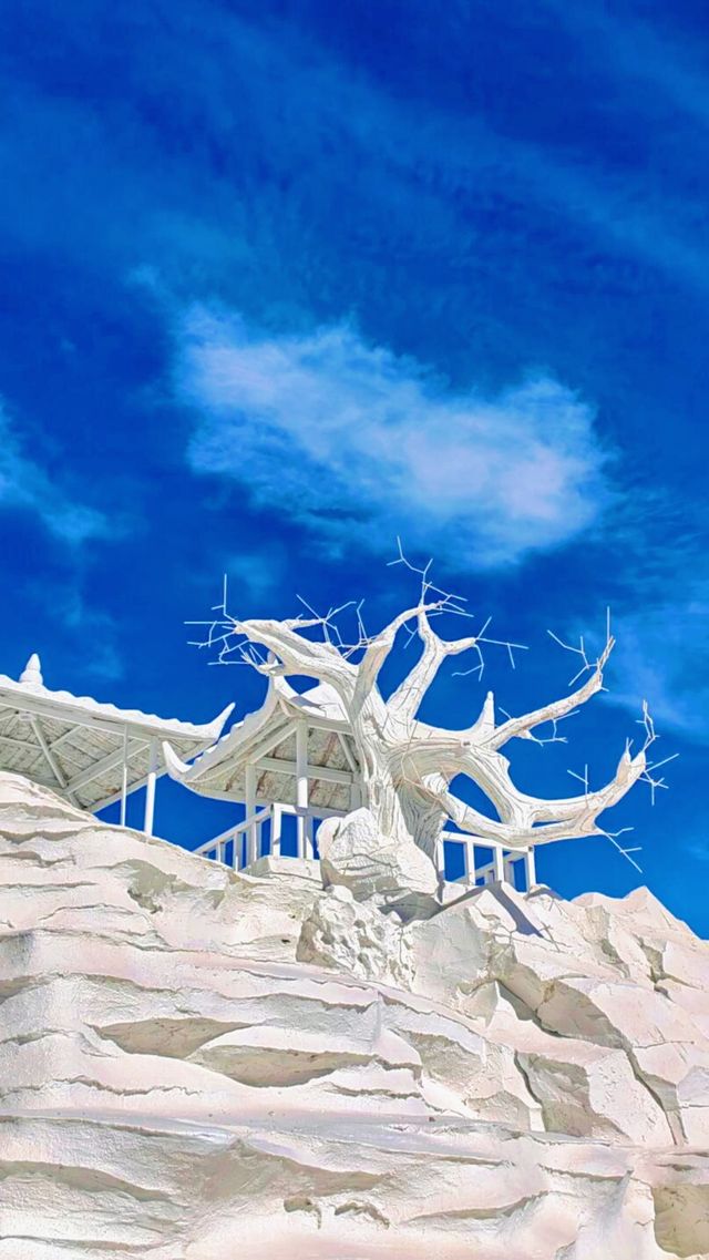 青海湖聖泉灣斷崖的奇觀，難道不令人嚮往嗎？