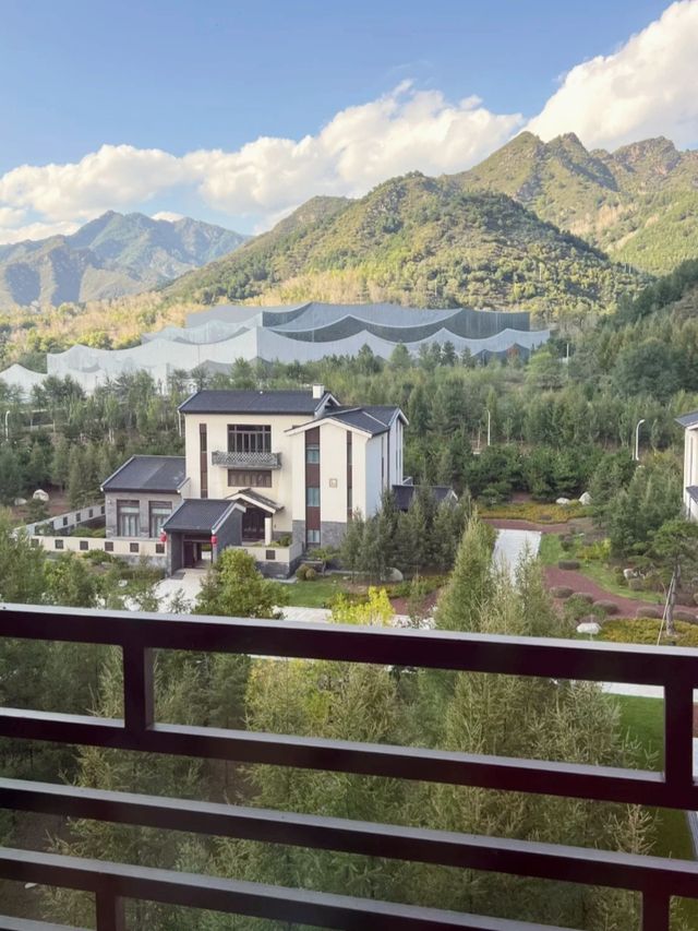 五台山萬豪酒店    具有佛教主題的五星酒店