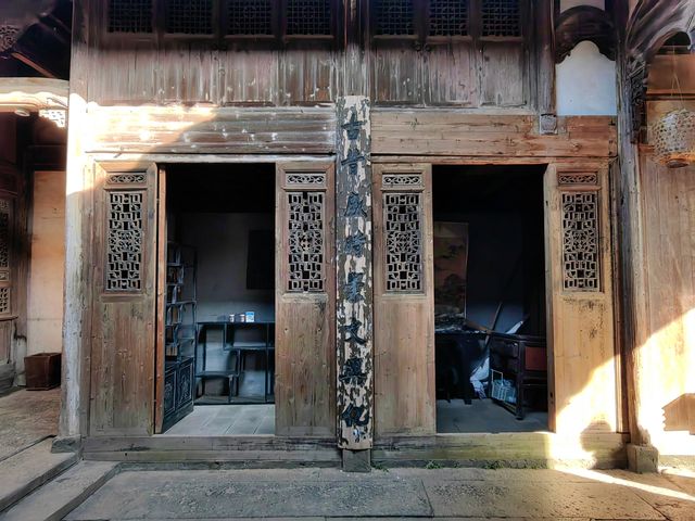 江西金溪竹橋村蒼嵐山房