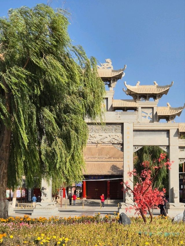 Zhangye: A Rainbow in the Desert 🌈🏜️