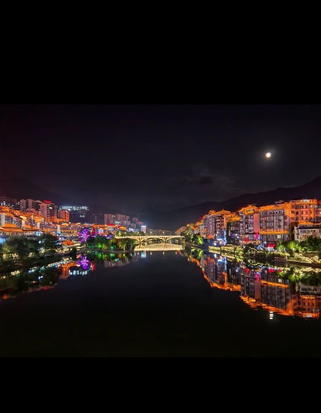 龍勝必打卡攻略！梯田+美食+夜景全拿下