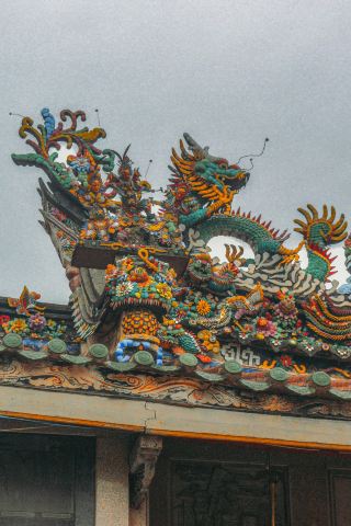 素朴でありながら繁栄する潮汕の屋根が饒平にある