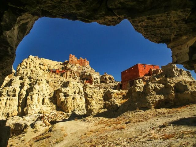 西藏秘境：皮央·東嘎石窟