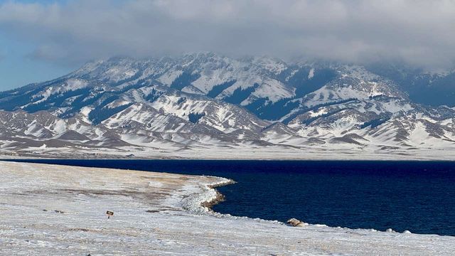 冰雪世界絕美藍冰