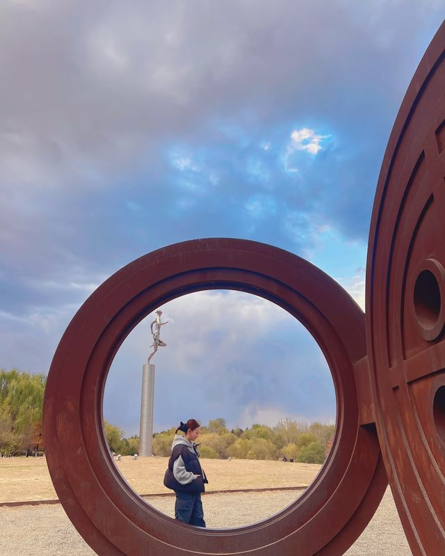 瀋陽出差偶遇的溫柔，藏在豪澤與莫子山的秋裡