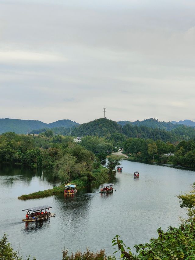婺源月亮灣|煙雨朦朧裡的治癒系賞秋之旅 婺源月亮灣|煙雨朦朧裡的治癒系賞秋之旅