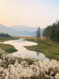 看見一片湖，誤闖入人間仙境！