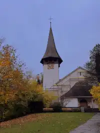 瑞士必衝！勞特布倫嫩的瀑布和火車太會撩了