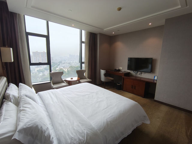 《深圳光影之旅:蔚徕酒店裡的都市詩意》 《深圳光影之旅:蔚徕酒店裡的都市詩意》