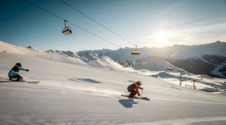 Experience the Joy of Ice and Snow at the International Sports Center in Davos, Switzerland This Winter