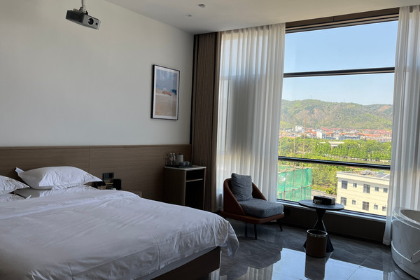 Yun Shu Yi Jing Hotel | Live by the Lake, Embark on a Gentle, Healing ...
