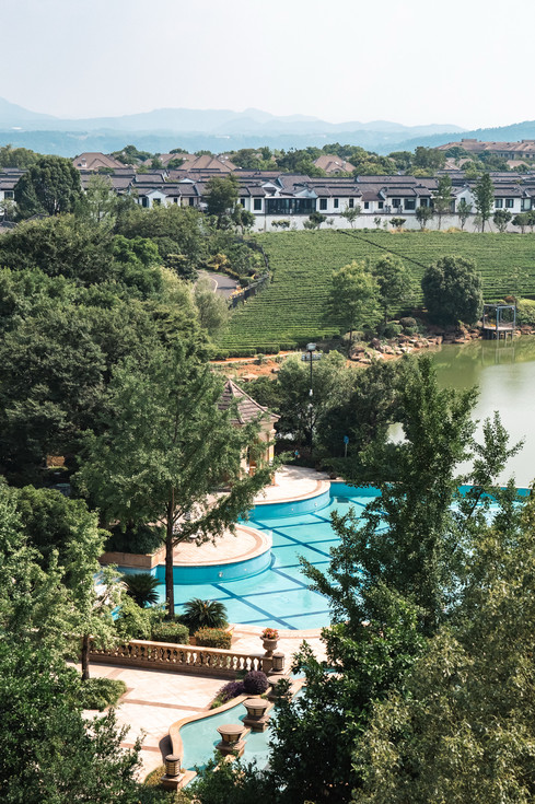 Zunlan Mountain Residence in Xinchang, Shaoxing offers great