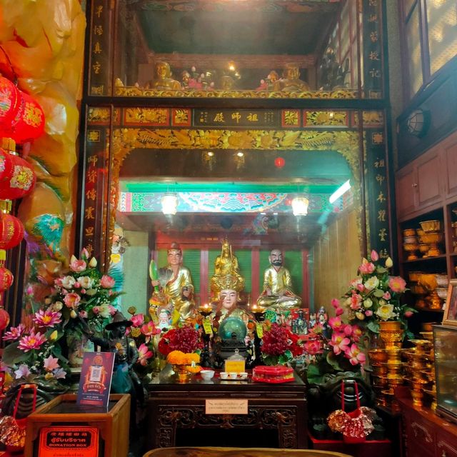 วัดทิพยวารีวิหาร (หรือวัดกัมโล่วยี่)
