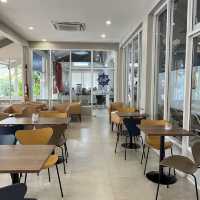 คาเฟ่ art ferry ท่าเรือ ดอนสัก