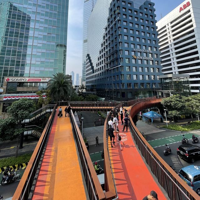 Jembatan Phinisi