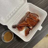即場燒製燒味外賣店