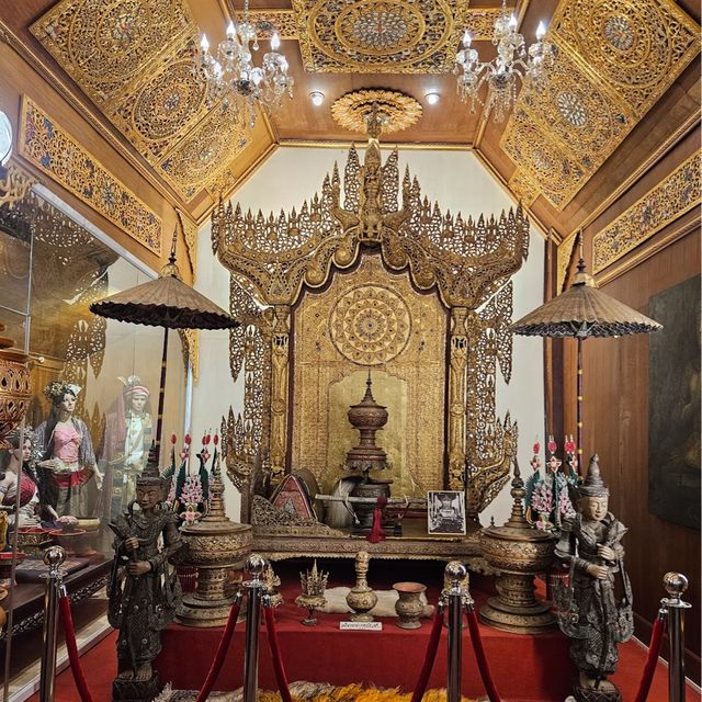 Oub Kham Museum