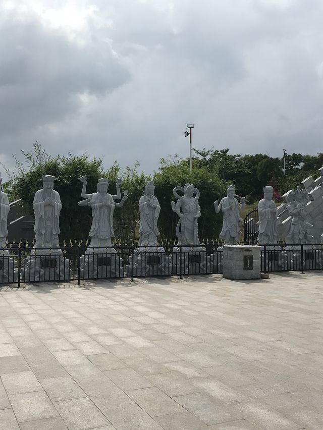 500 Lohan Temple in Bintan 