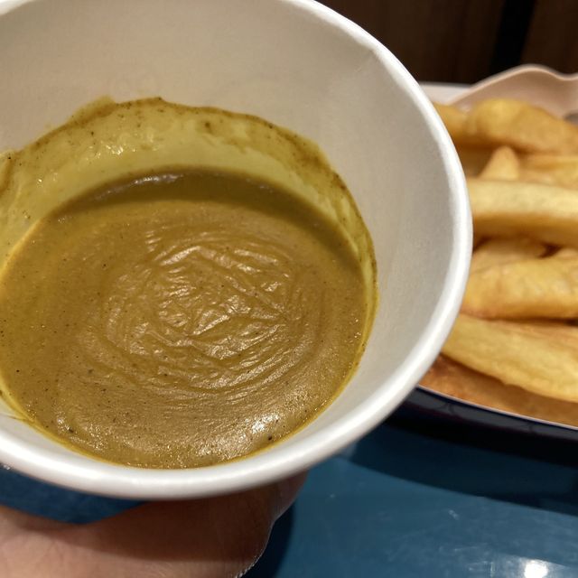 《高質炸魚薯條🐟🍟店，魚柳包🍔+全港首創炸Oreo🍪更有驚喜》