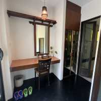 ไร่เลย์ วิลเลจ รีสอร์ต (Railay Village Resort)กระบี