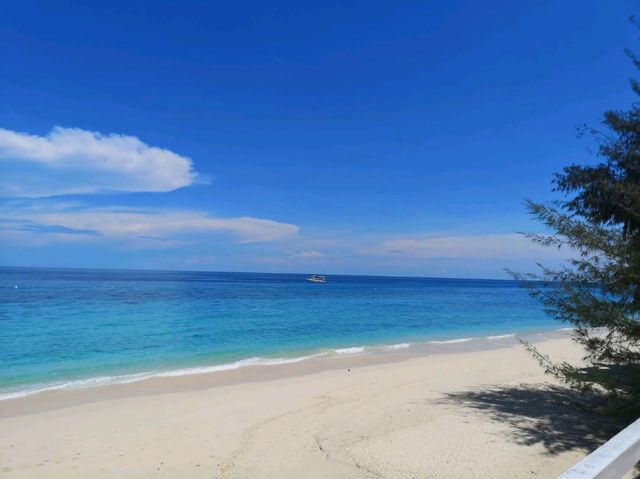 เกาะไม้ท่อนหาดขาว ทะเลสวย