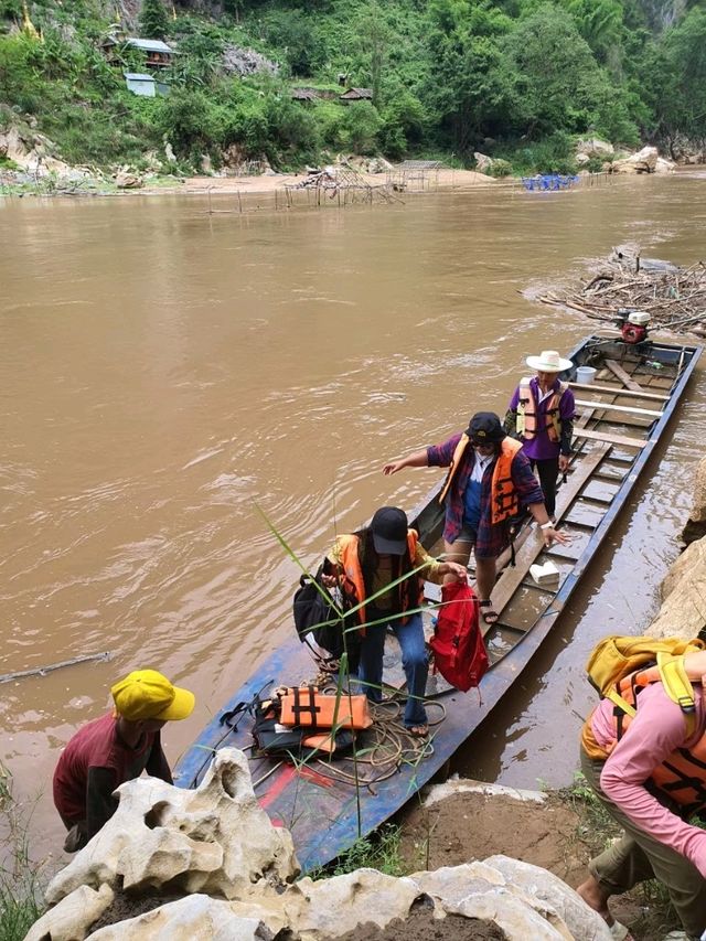 ล่องเรือแม่น้ำเมย บ้านห้วยปลากอง | ตาก