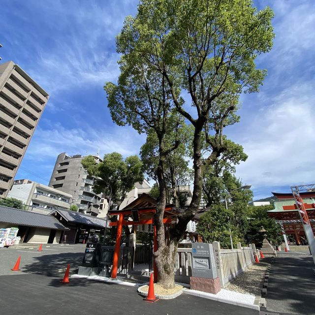 神戸生田神社の末社「大海神社」海運関係の神様に夏の交通安全を祈願