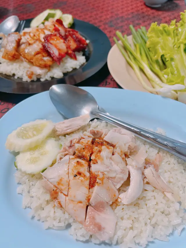 📍泰國布吉｜性價比高的隱世海南雞飯