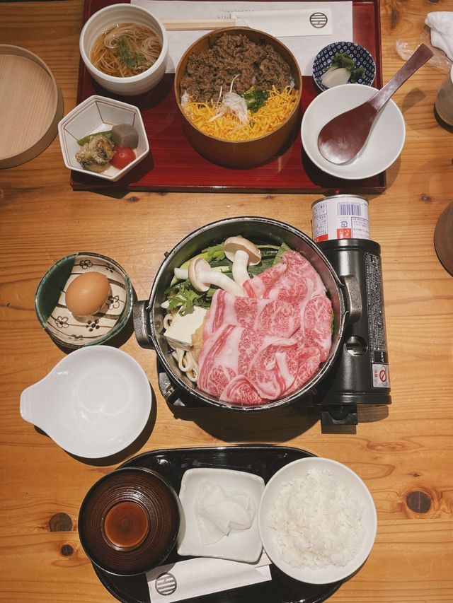 睇完鹿仔🦌嘆番份大和牛壽喜燒定食😍🤤