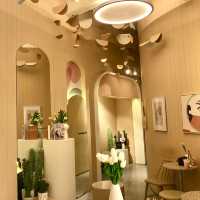 Be my glaze คาเฟ่สีพีช