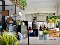 ร้าน Friday Everyday สัตหีบ อาหารอร่อย บรรยากาศดี