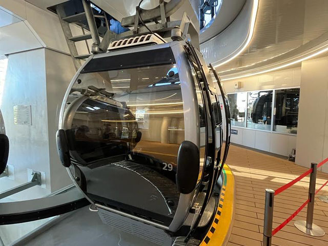 纜車是透明車廂！清楚欣賞窗外風景