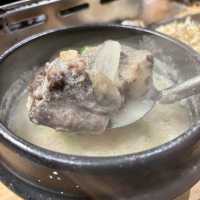 【大阪・難波】通常の1.5倍のボリュームカットが自慢「ライブ焼肉 てんぐ 千日前店」